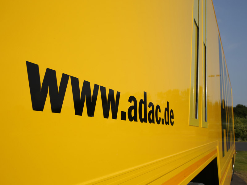 ADAC Event-Truck Schriftzug Internetadresse www.adac.de